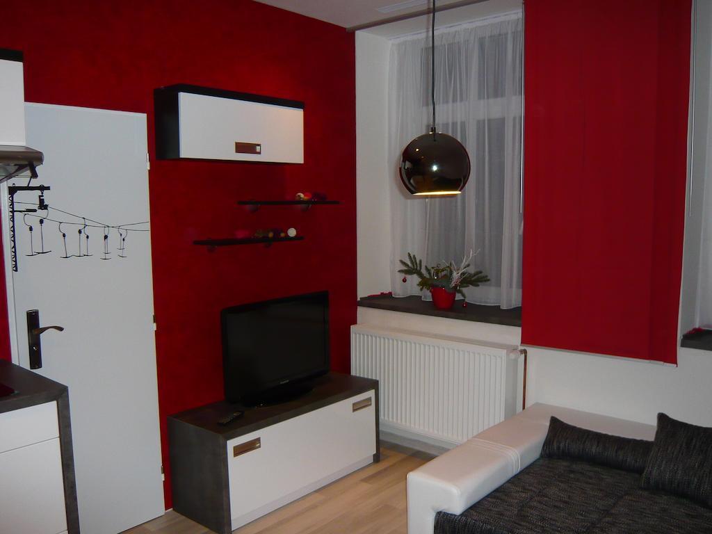 Apartmany Liska Mladé Buky Pokój zdjęcie