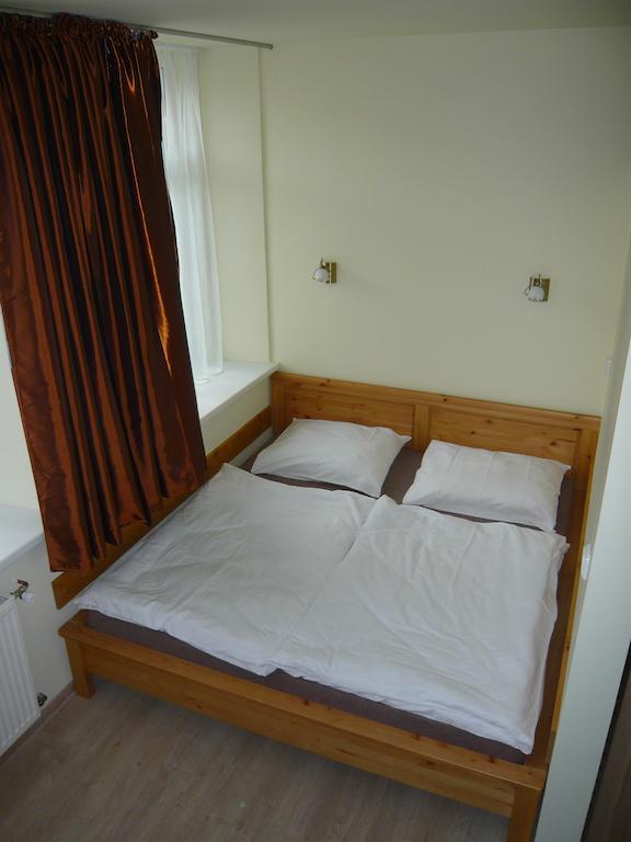 Apartmany Liska Mladé Buky Pokój zdjęcie