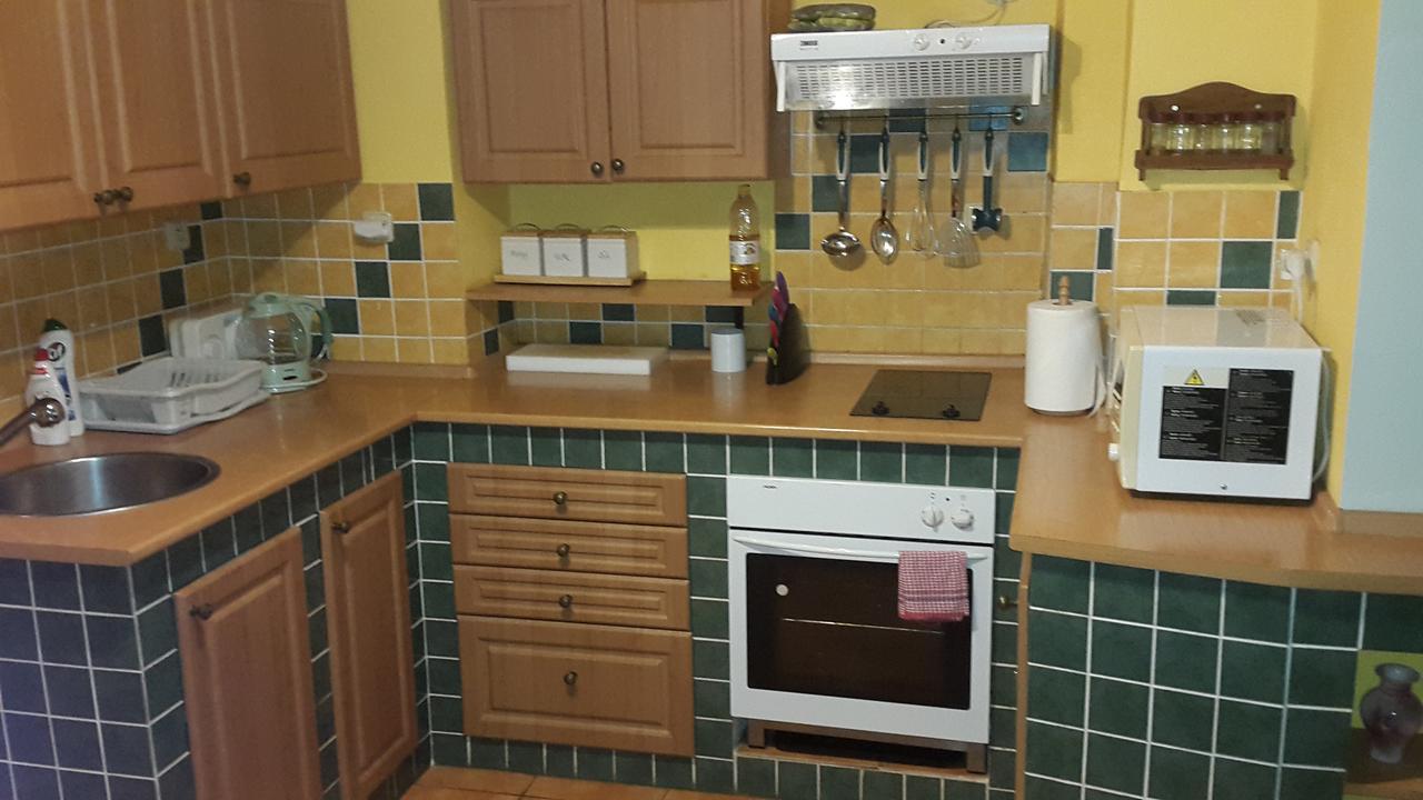 Apartmany Liska Mladé Buky Zewnętrze zdjęcie