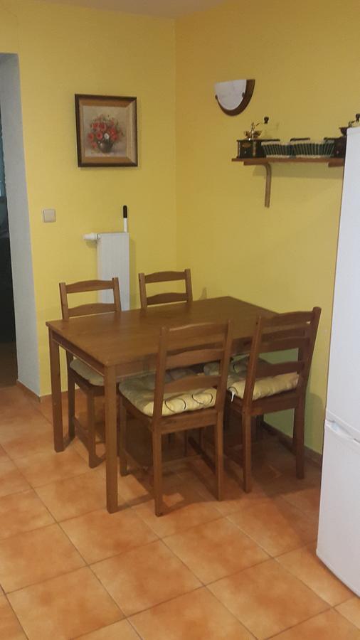 Apartmany Liska Mladé Buky Zewnętrze zdjęcie